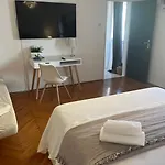 Square Апартаменты